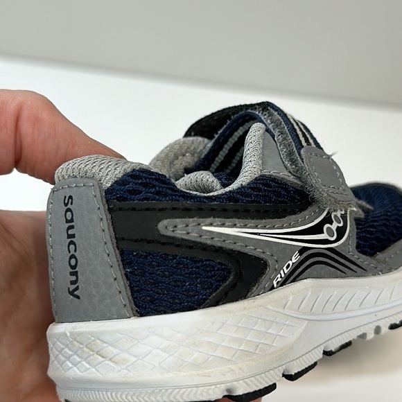 Saucony Ride 10 Jr. Sneaker Size 4.5W - Picture 15 of 15